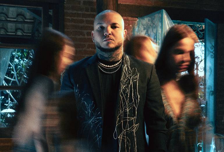 Suel fala sobre o fim de relacionamento em “Cama de Amigos”